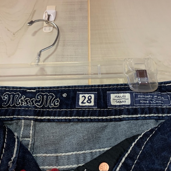 Miss Me Fleur de lis Dark Hailey Skinny Jeans 28 - Picture 4 of 11